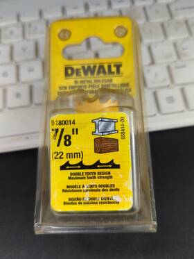 180014 Dewalt 028877345093 Small Bi-metal Holesaw D 22mm - 7/8 Inch Wood Metal Double Tooth Saw