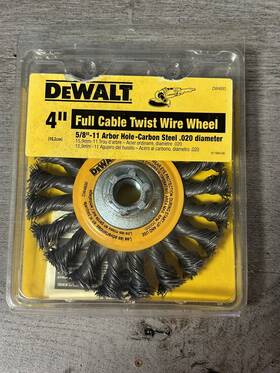 De4930 Dewalt Carbon Cable Twist Wheel High Performance 4 Inch New Old Stock