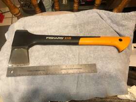 378561-1004 Fiskars X11 Forged Steel Blade 17in Splitting Axe