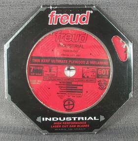 Lu79r007 Freud New Industrial 7 1/4ftft 60t Saw Blade Thin Kerf Plywood Melamine