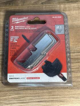 48-25-5550 Milwaukee 2-9/16 Inch Switchblade 3 Blades