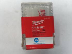 49-56-0097 Milwaukee 3 Pcs - 1-11/16 Inch Hole Ice Bi-metal Saws