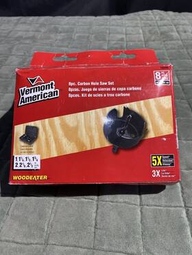 18399 Vermont American 18334 Carbon Steel Hole Saw 8 Pieces Case Included