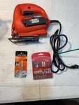 Black & Decker JS515 Jigsaw 4.5 Amps Type Corded 120V With Blades. Fixed Price $12.00.