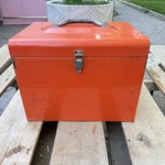 Vintage Black & Decker 7305 7-1/4 Circular Saw W/ Metal Case Manual Blades. Fixed Price $29.00.
