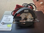 Skil 5150 13A 7-1/4" Corded Circular Saw Left Blade W/ Manual & Wrench. Fixed Price $35.00.