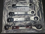 Craftsman Pc Sae 12 Pt 3/8"-7/8" Offset Ratcheting Box Head Wrench SET(TL2314). Fixed Price $37.95.