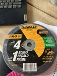 Dewalt DW4428 Concrete/masonry Cutting Disc 4"X1/8"X5/8" Brand New. Fixed Price $20.00.