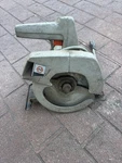 Vintage Black & Decker 7301 Circular Saw Corded Made Usa 7-1/4". Fixed Price $31.96.
