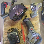 Porter Cable PC186CS 18-VOLT Cordless 6.5IN Circular & Reciprocating Saw Bundle. Fixed Price $50.00.