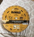 Dewalt Circular Saw Blades Framing Set Of 7-1/4 24T DWA271424 *new*. Fixed Price $22.00.