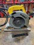 Dewalt DW361 Circular Saw 7-1/4 120V Corded Electric 5800 Rpm Made In Usa. Fixed Price $51.27.