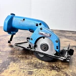 Makita 5091D 3/8" 12V Cordless Handheld Circular Tool Only & Original Blade. Fixed Price $19.99.