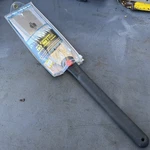 Shark Saw 10-2440 9 1/2 17PT & Tpi Fine Cut Double Blade W/handle. Fixed Price $30.00.