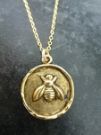 14 K Solid Gold Chain With 16 Mm Bee Disc Pendant 20 A+++ )). Fixed Price $23.99.