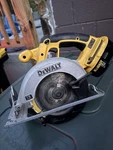 Dewalt DC390 18V Xrp 6 1/2" Cordless Circular Saw Tool Only. Fixed Price $36.00.