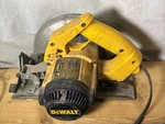 C021) Dewalt DW357 1/4 Circular Saw Electric Corded Power Tool. Fixed Price $32.50.