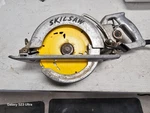 Skilsaw Worm Drive Circular Saw. Model 77 Super Duty 7-1/4" Skill. Fixed Price $80.00.
